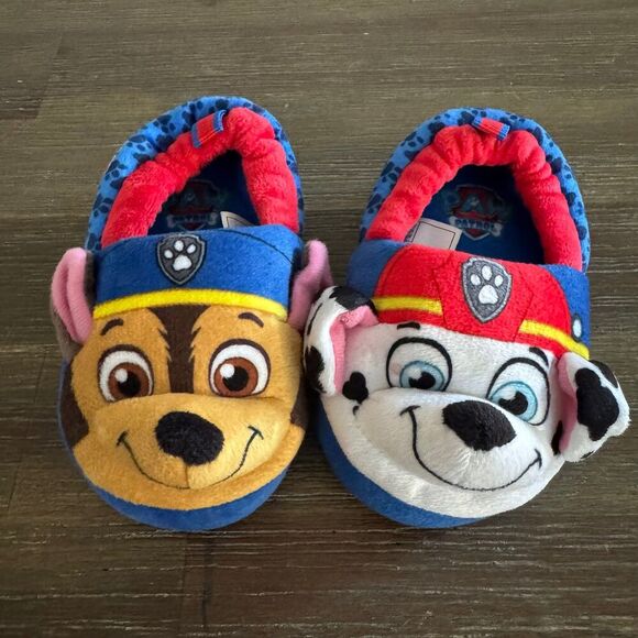 Paw Patrol Toddler Boys slippers Size 5/6 Chase Marshall - Picture 1 of 8